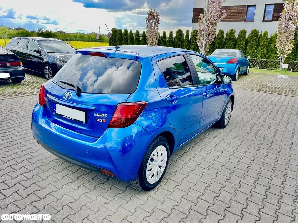 Toyota Yaris 1.33 Premium EU6 - 4