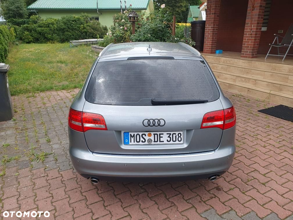 Audi A6 - 4