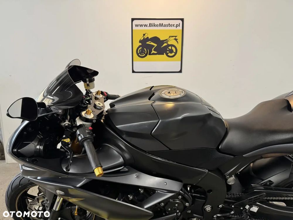 Yamaha YZF - 20