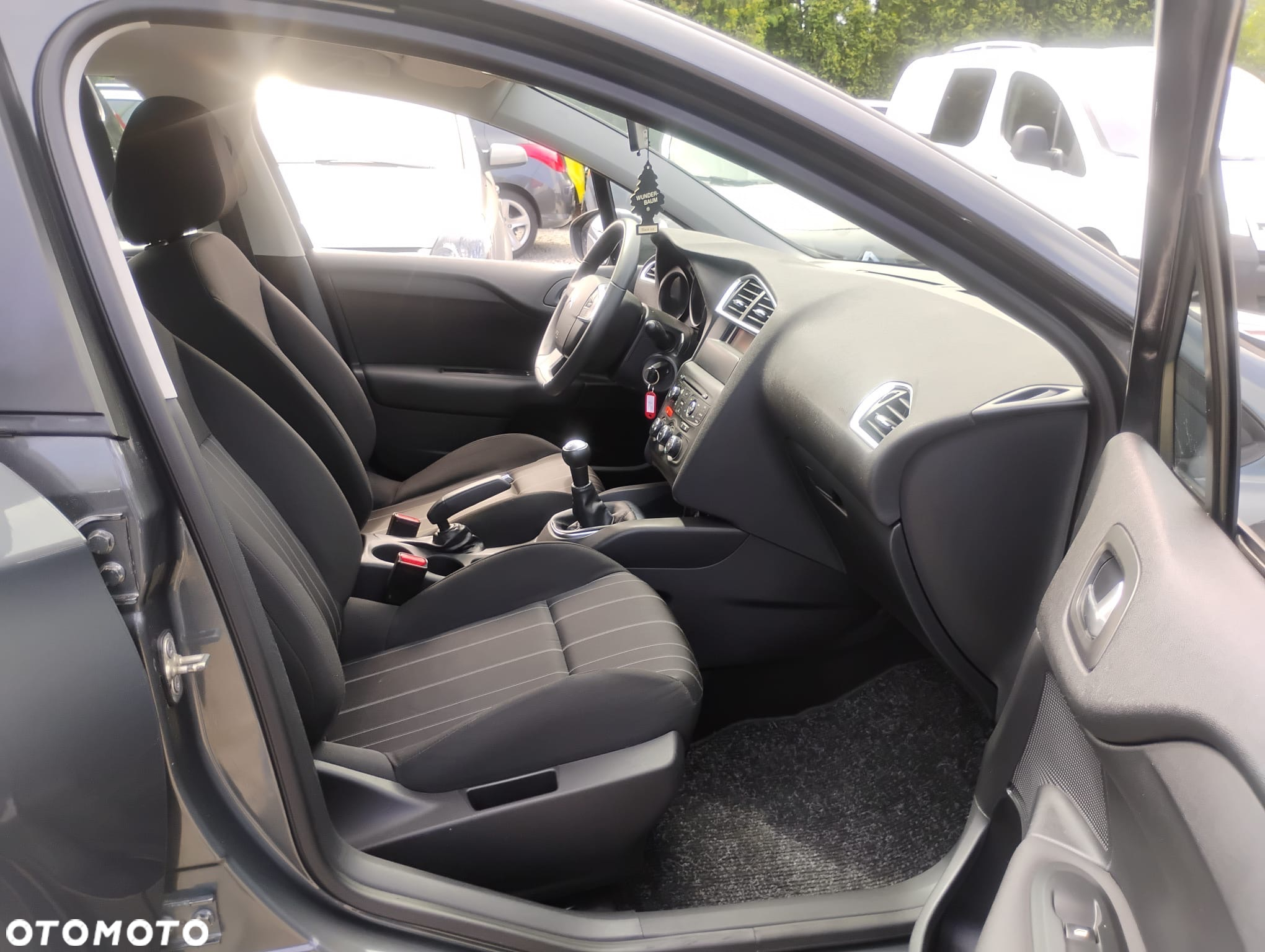 Citroën C4 1.6 VTi Exclusive - 21