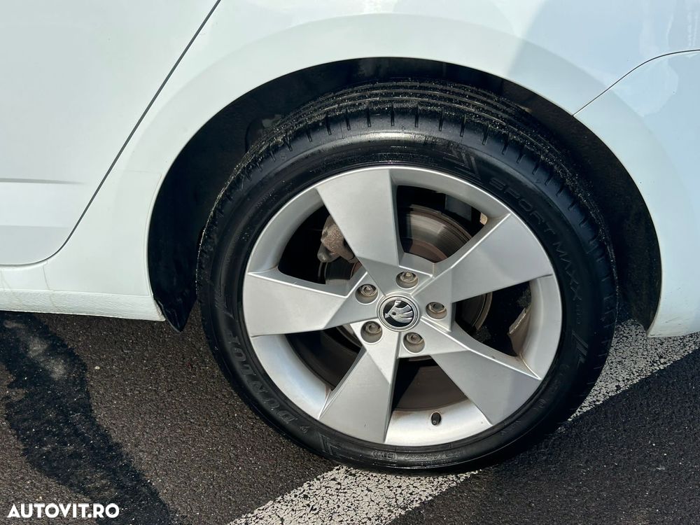 Skoda Octavia 2.0 TDI DSG Style - 7