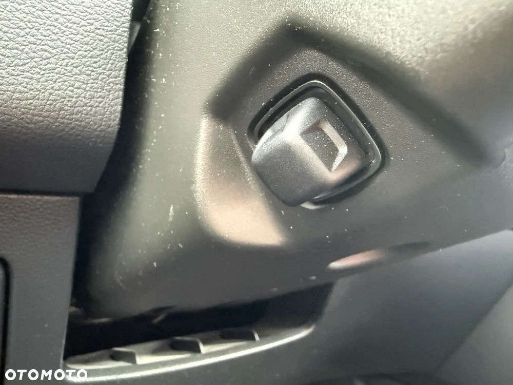 Audi A6 Avant 55 TFSI e Quattro Sport S tronic - 25
