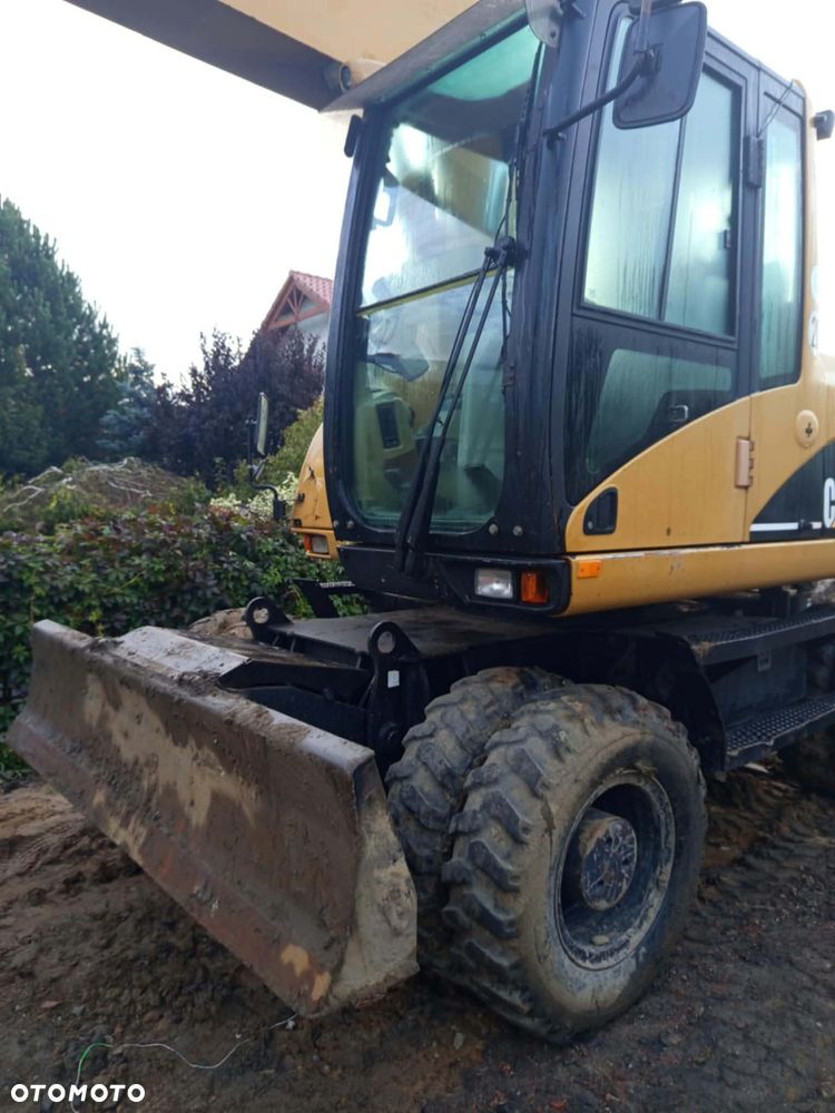 Caterpillar M316c - 1