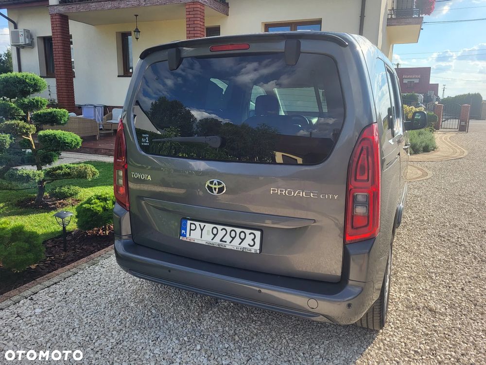 Toyota Proace City Verso 1.5 D-4D Business - 12