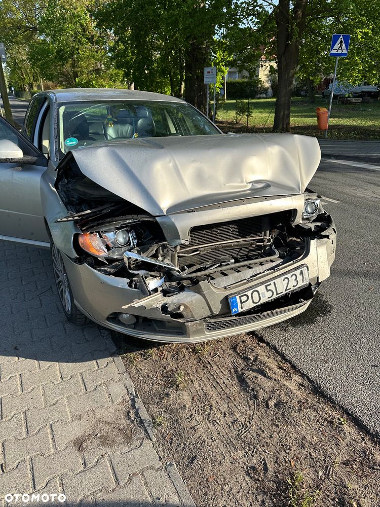 Volvo V70 - 2