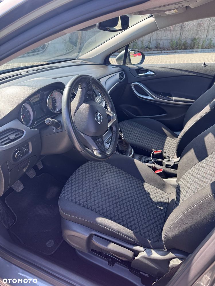 Opel Astra 1.2 T Edition S&S - 6