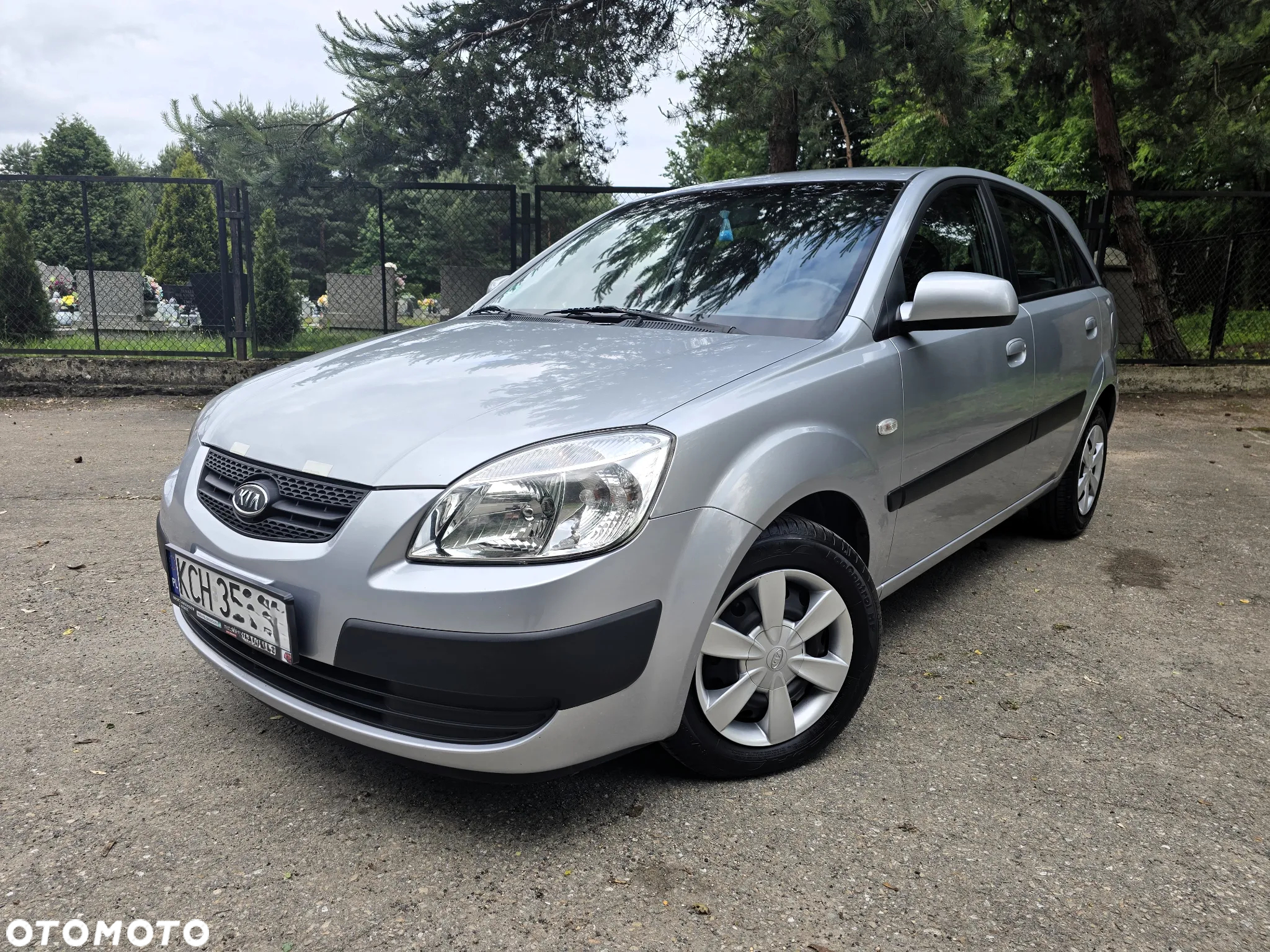 Kia Rio 1.4 Comfort - 2