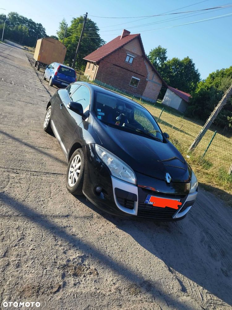 Renault Coupe - 1
