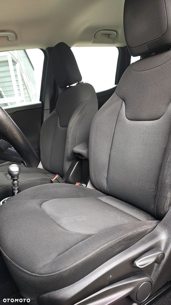 Jeep Renegade 1.4 MultiAir Longitude - 37