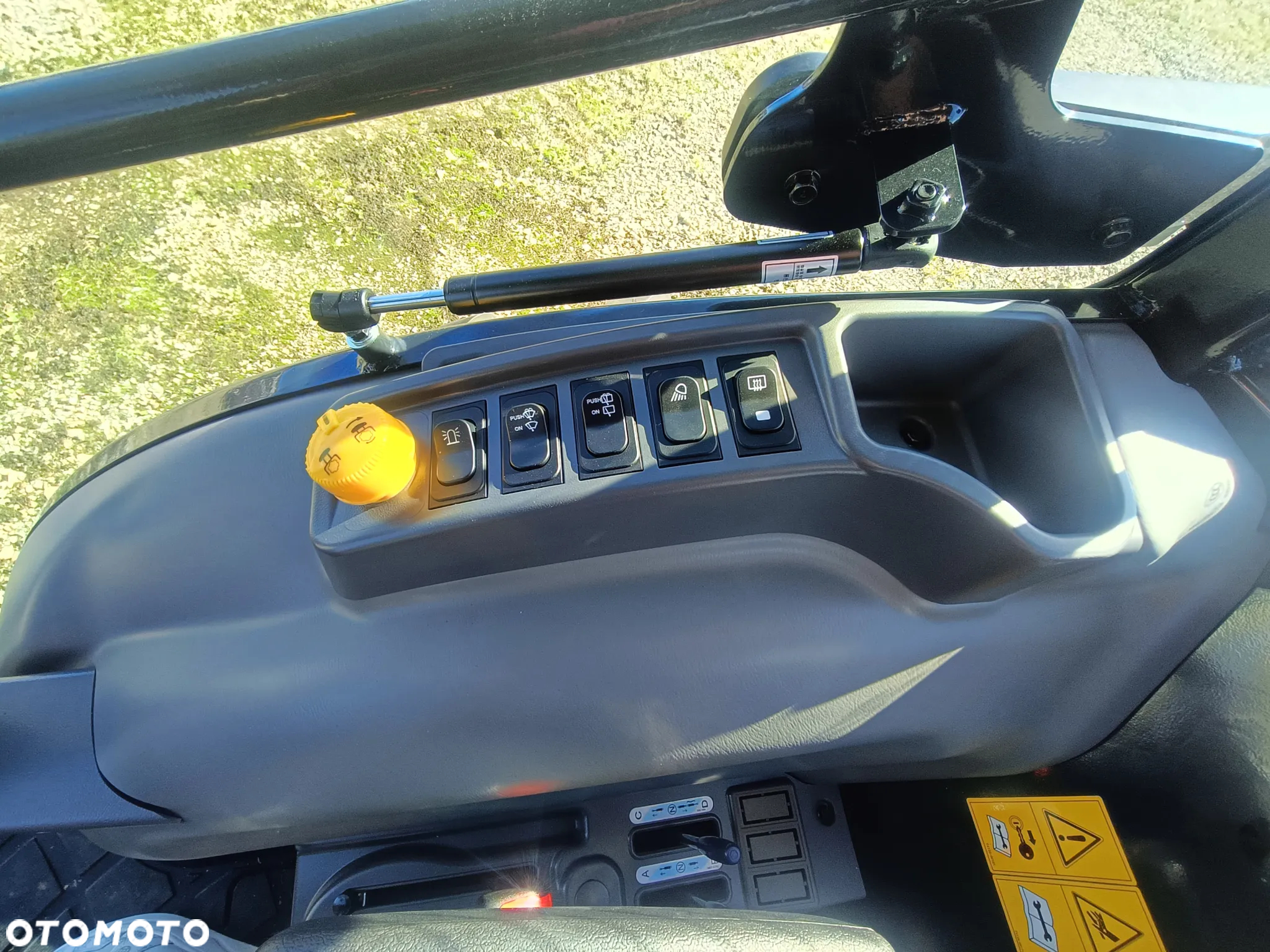 Kioti DK5020CH - 12