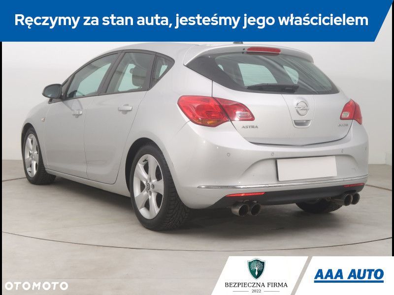 Opel Astra - 6