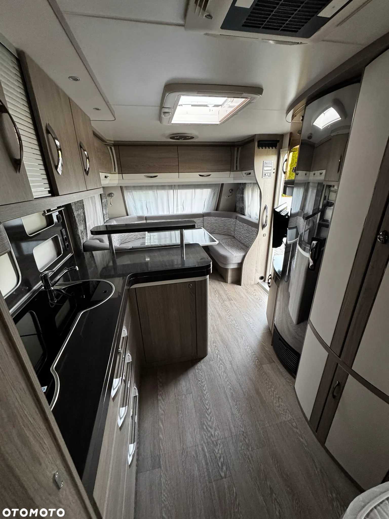 Hobby 560 FC Prestige - 21