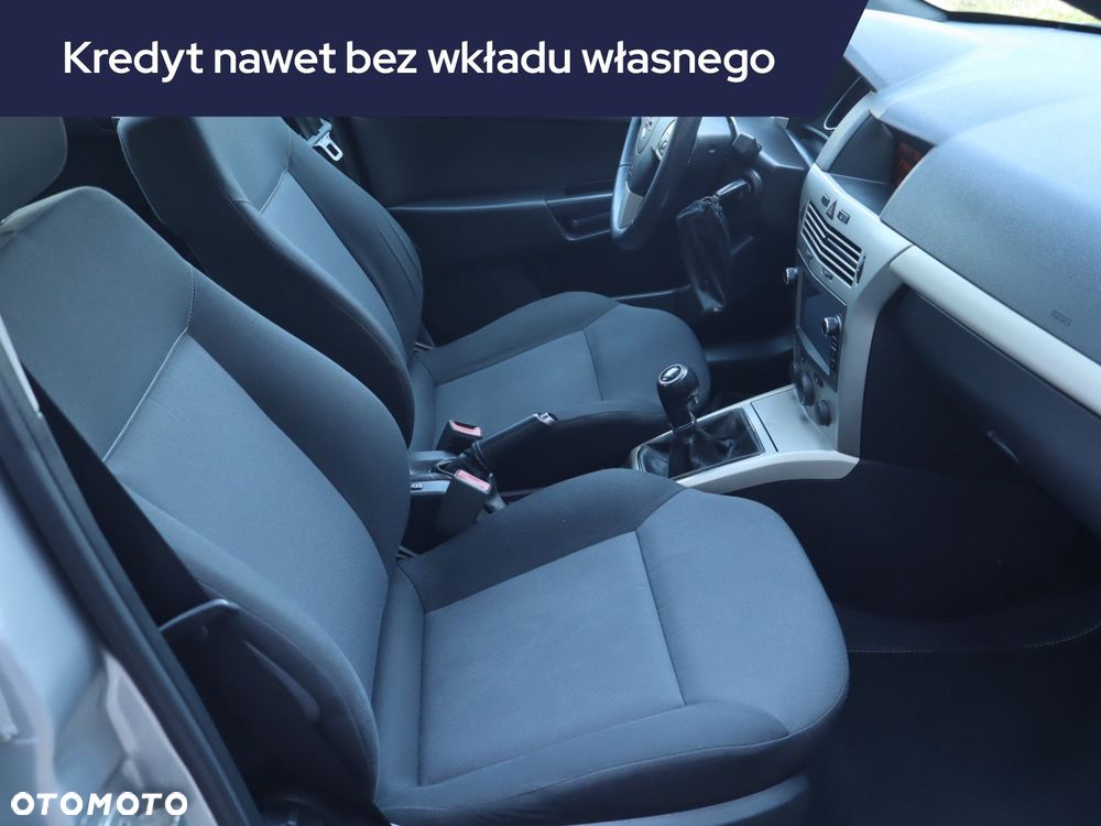 Opel Astra - 11
