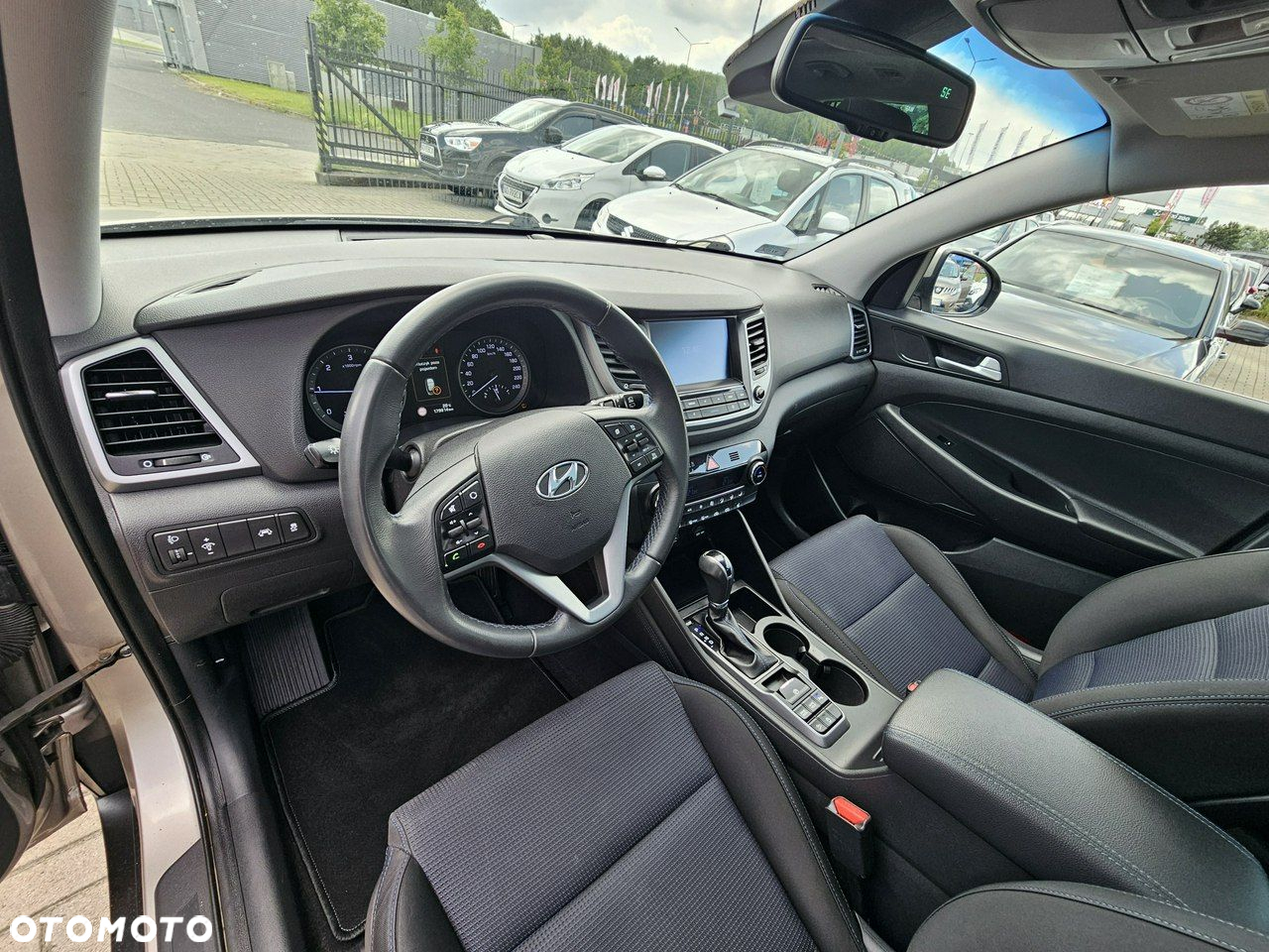 Hyundai Tucson 1.7 CRDI BlueDrive Premium 2WD DCT - 34