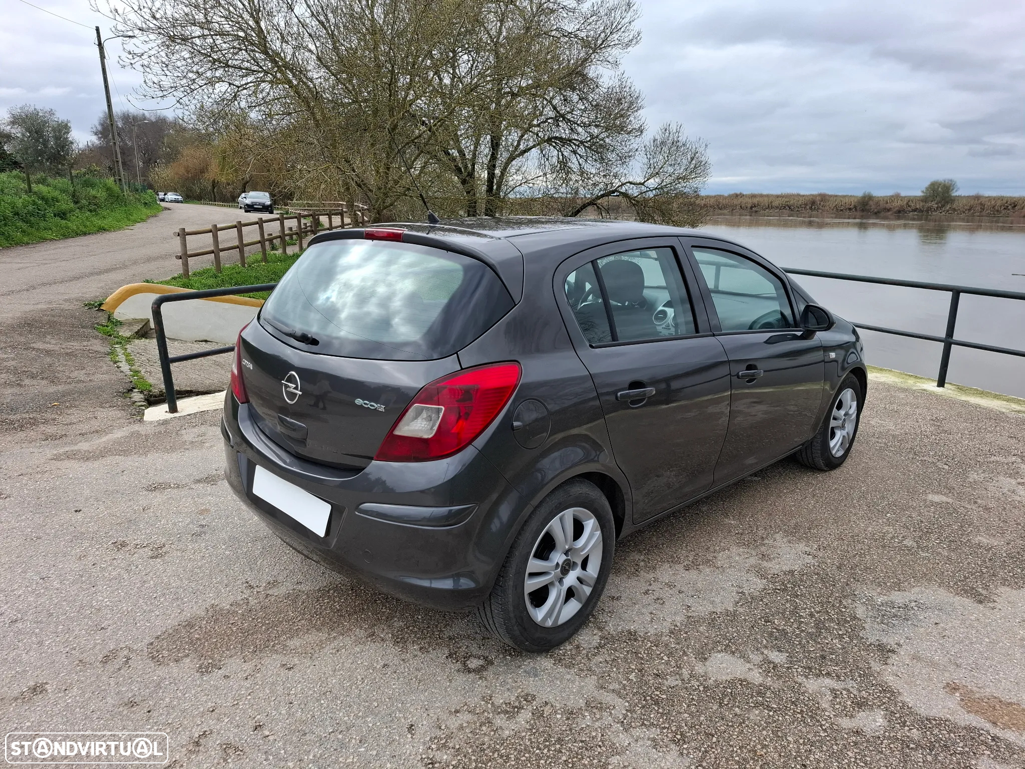 Opel Corsa 1.3 CDTi Enjoy EcoFLEX - 5