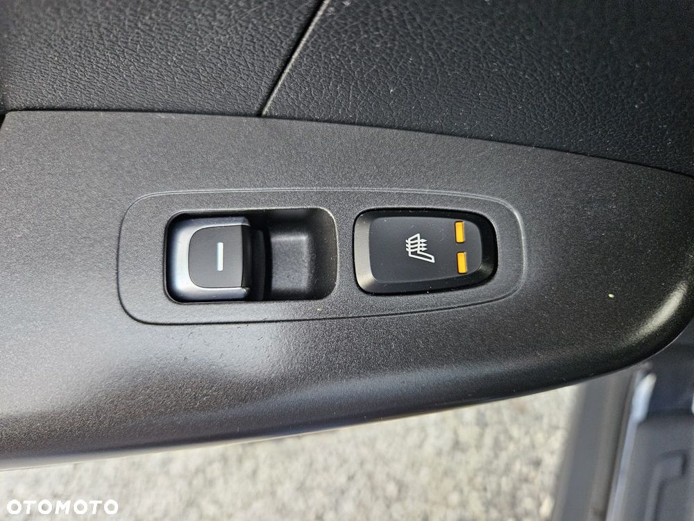 Kia Sportage 1.6 GDI 2WD DREAM-TEAM EDITION - 30