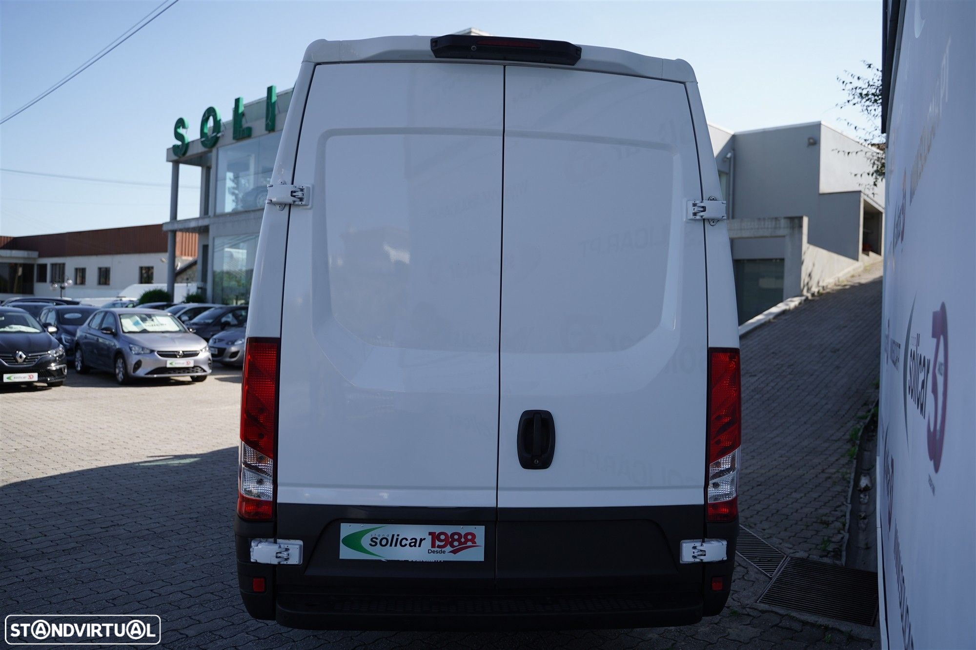 Iveco Daily 2.3 35S14 4100  CX. Aut. - 3