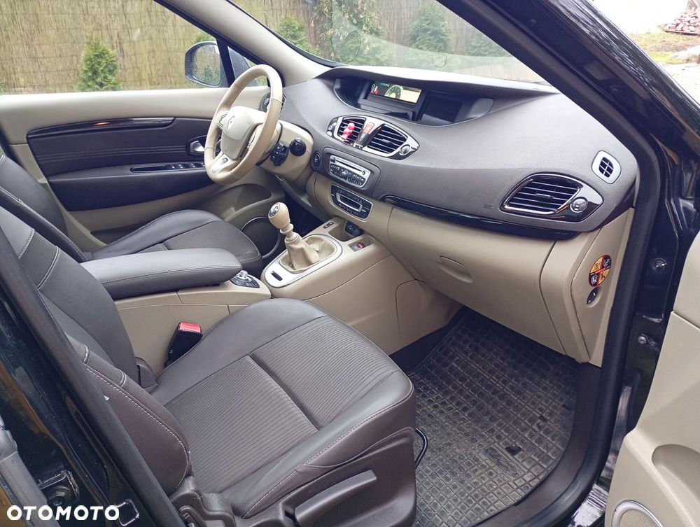 Renault Scenic 1.9 dCi Privilege Euro5 - 4