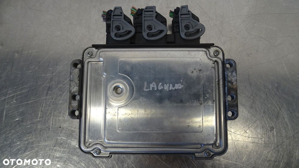 KOMPUTER SILNIKA RENAULT LAGUNA II 1.9 8200527713 - 1