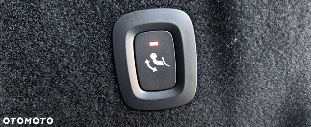 Volvo XC 60 B4 D Geartronic Momentum Pro - 28