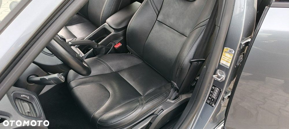 Volvo V40 D2 Kinetic - 10