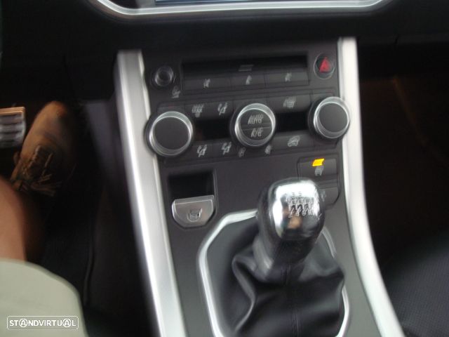Land Rover Range Rover Evoque 2.2 eD4 Pure Tech - 16
