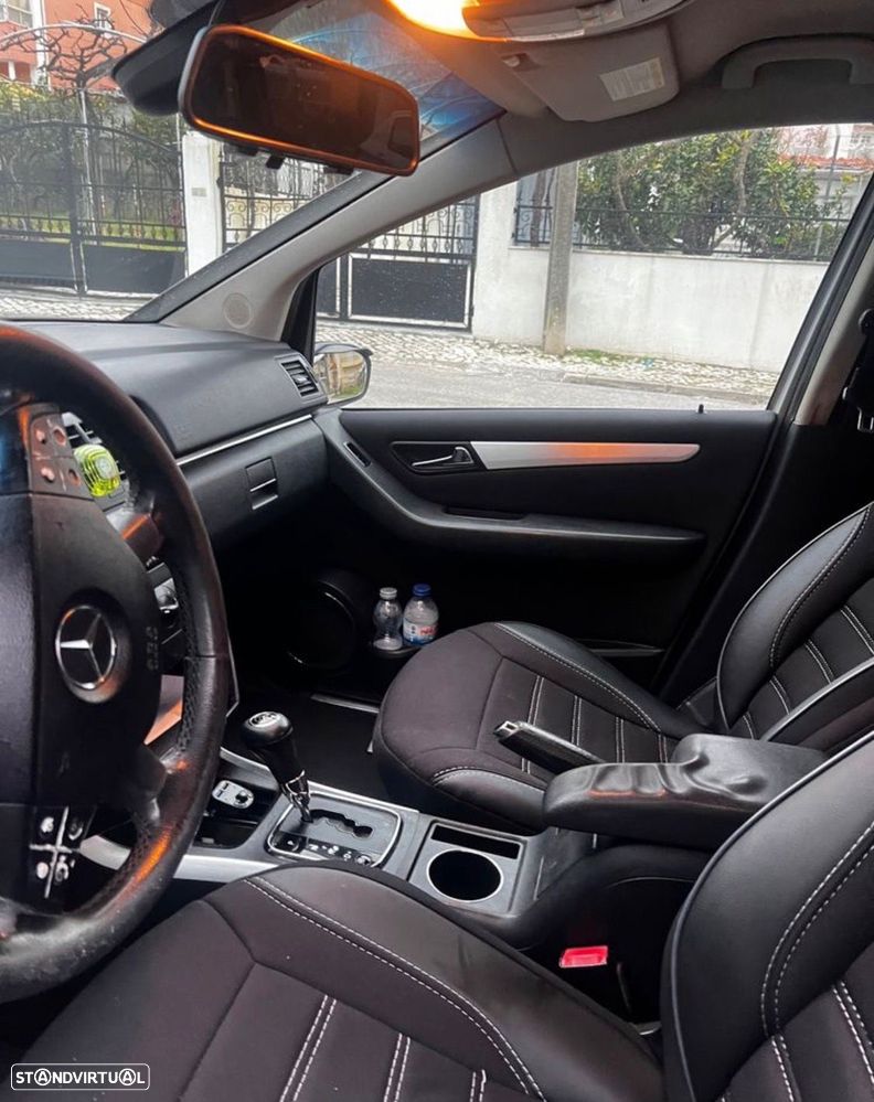 Mercedes-Benz B 200 CDI Autotronic - 13