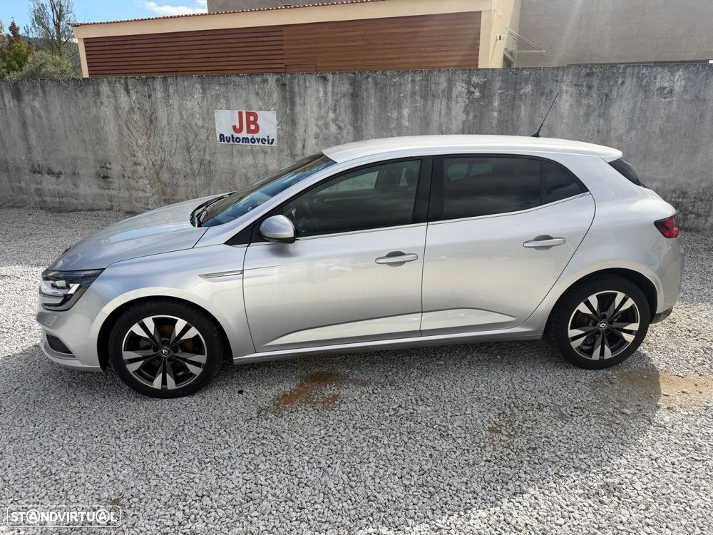 Renault Mégane 1.5 Blue dCi Intens - 5