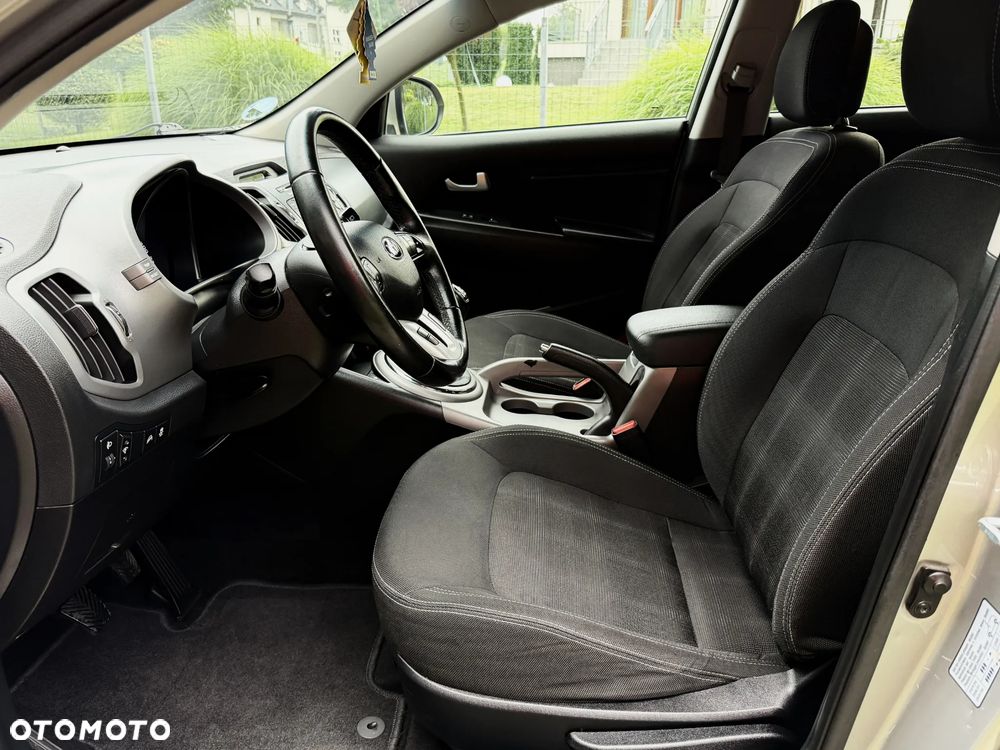 Kia Sportage 1.6 GDI 2WD Dream-Team Edition - 12