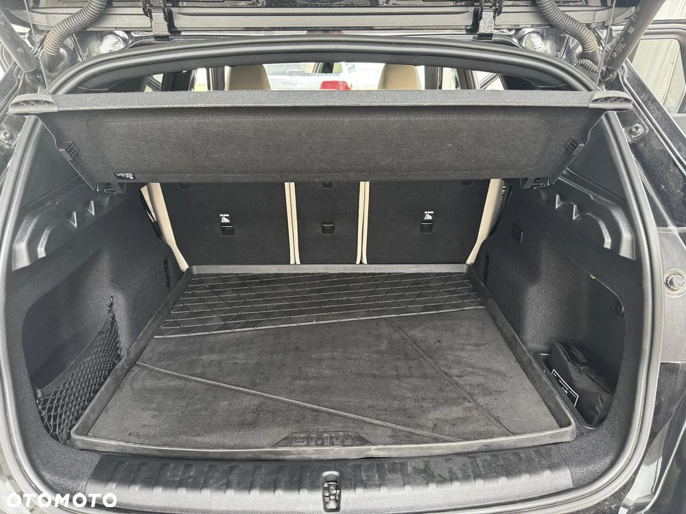 BMW X1 - 16
