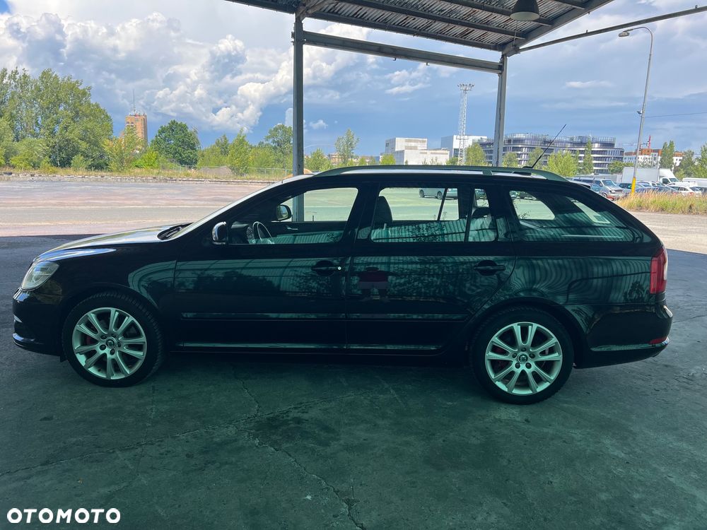 Skoda Octavia 2.0 TDI RS - 8