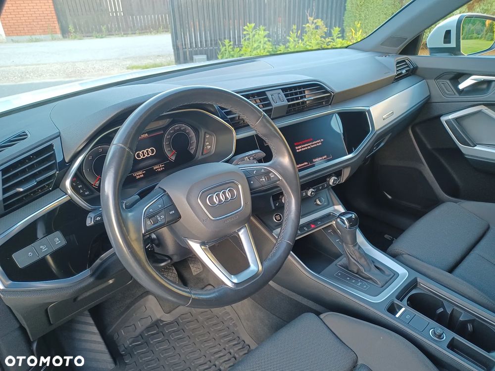 Audi Q3 2.0 TDI S tronic sport - 7