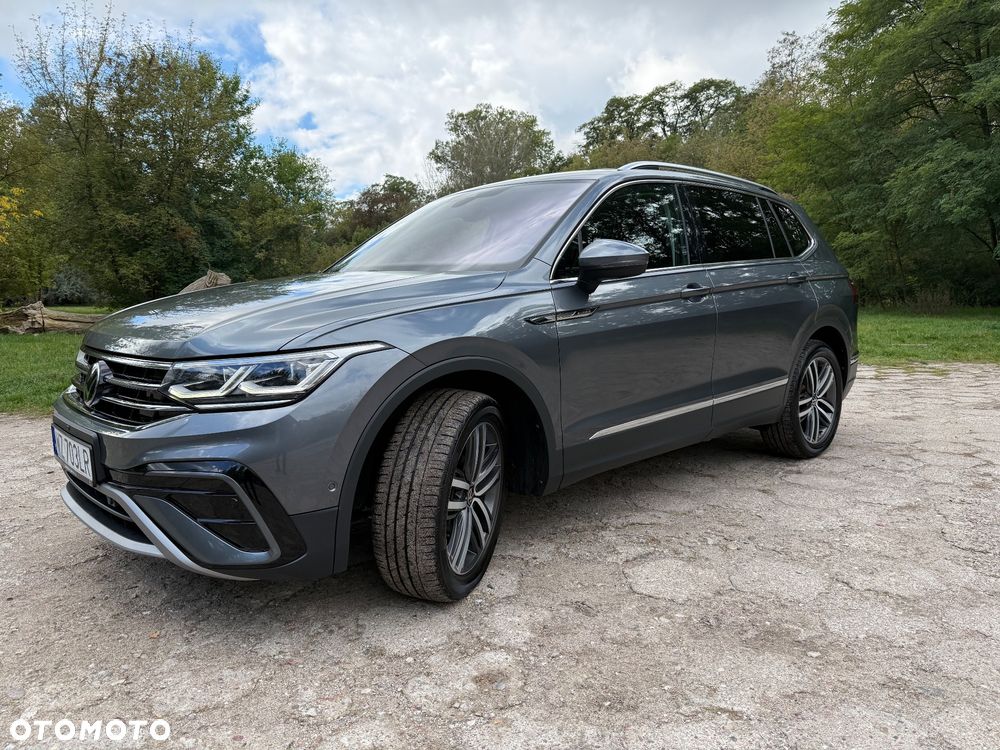 Volkswagen Tiguan Allspace 2.0 TSI 4Mot Elegance DSG - 2