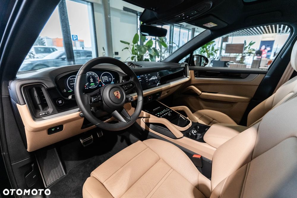 Porsche Cayenne S E-Hybrid PHEV - 8