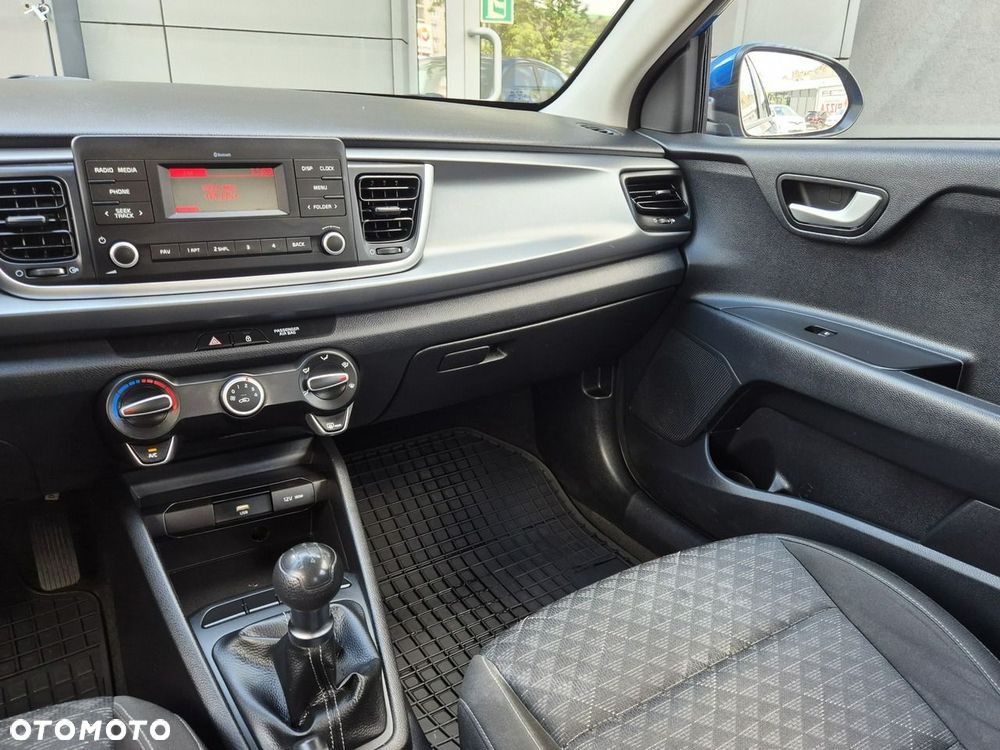 Kia Rio 1.2 M - 34