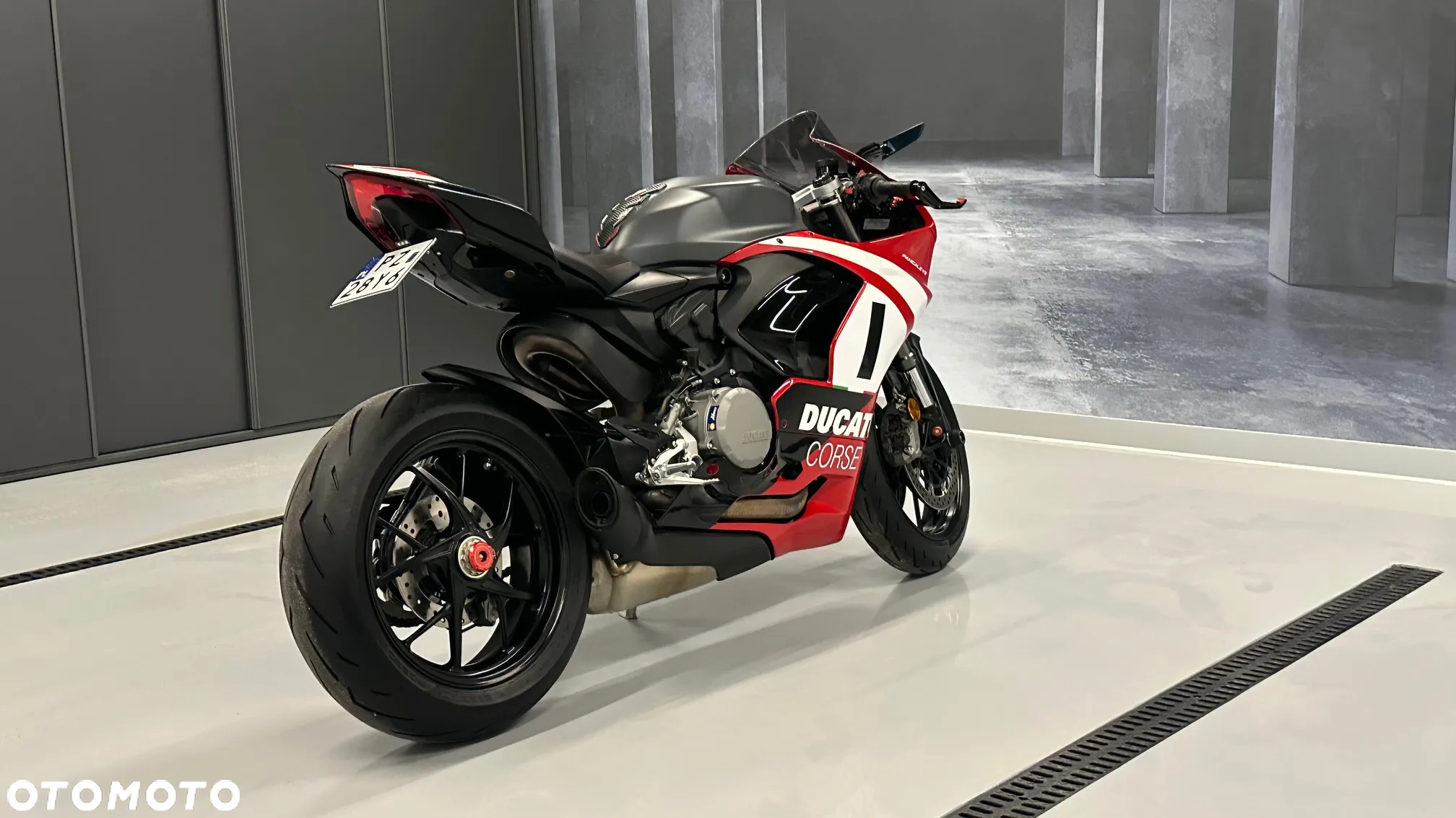 Ducati Panigale V2 - 4
