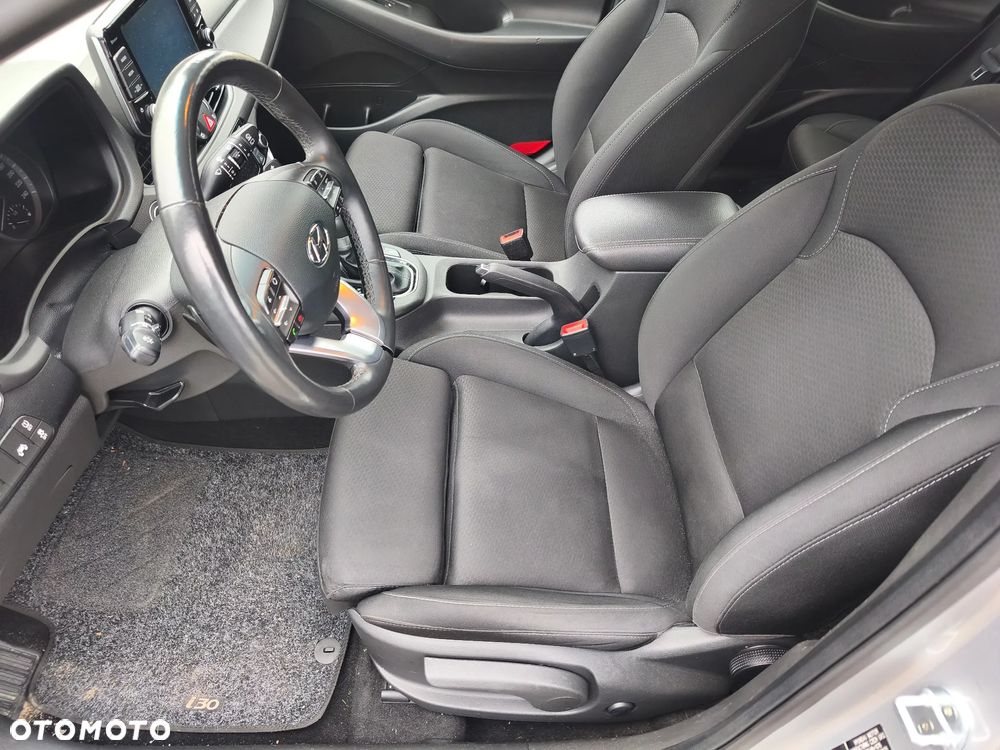 Hyundai i30 - 11