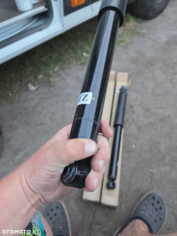 Amortyzatory amortyzator tylny tył DAEWOO Espero Nexia I Lanos Opel Kadett E Astra F Vectra A 72118762 - 6