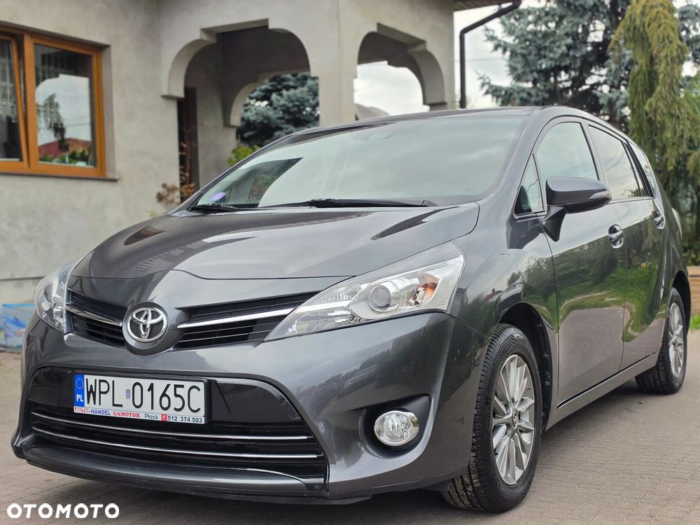 Toyota Verso - 5