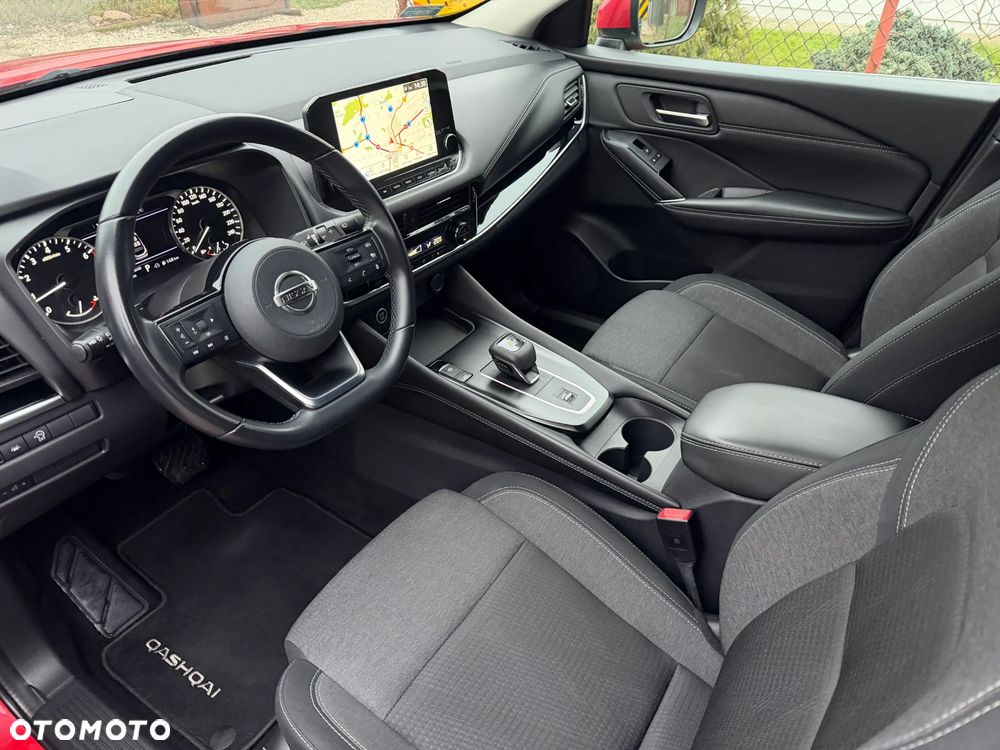 Nissan Qashqai 1.3 DIG-T N-Connecta DCT - 9