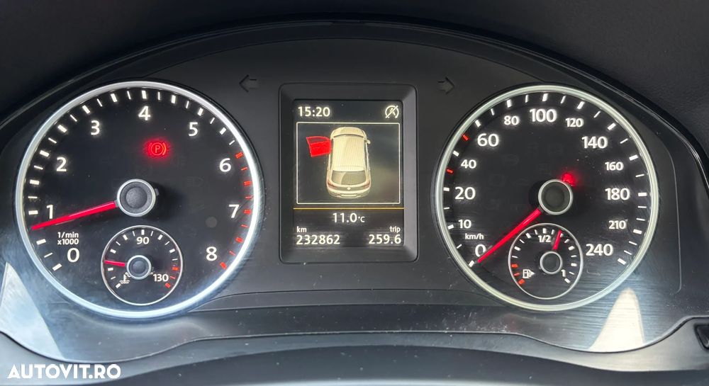 Volkswagen Tiguan - 32