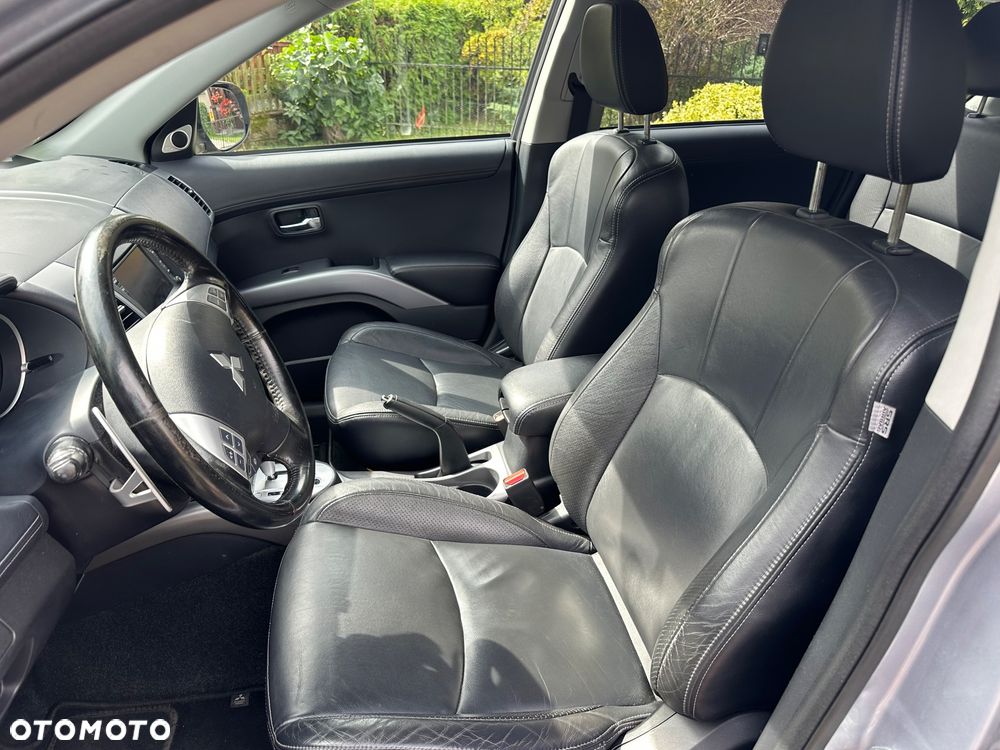Mitsubishi Outlander 2.4 Invite CVT - 9