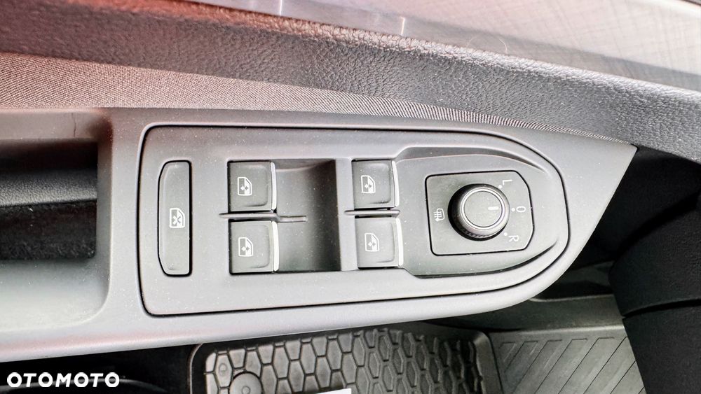 Volkswagen Golf 2.0 TDI Life - 18