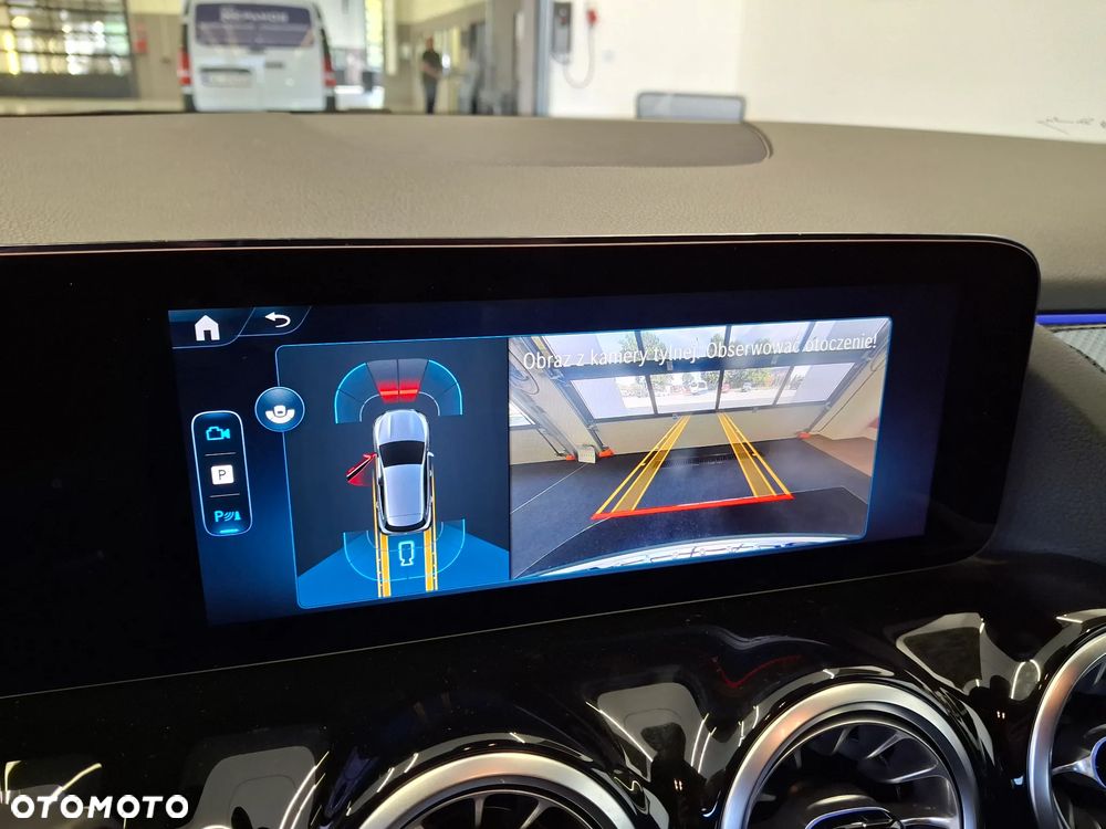 Mercedes-Benz GLA 200 AMG Line - 17