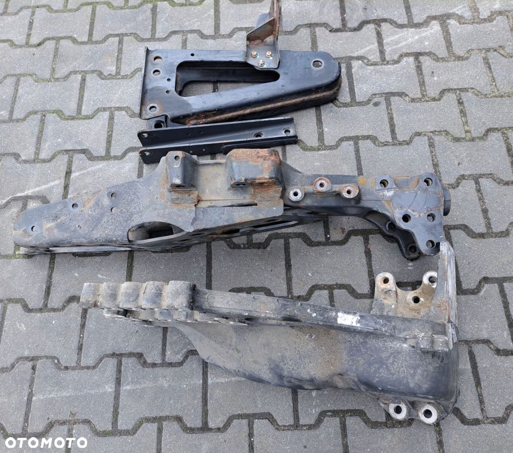 PRZEDŁUŻENIE RAMY MERCEDES ACTROS MP4 LEWE/PRAWE - 6