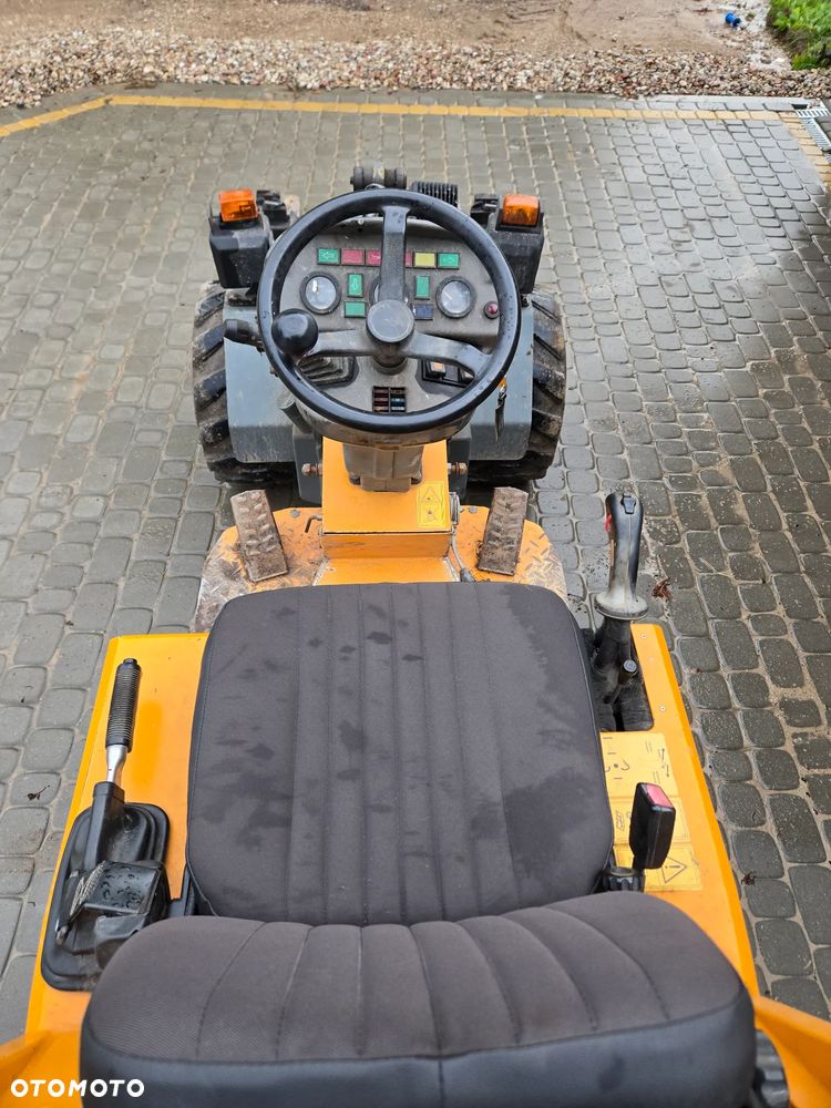 Giant D-262 X-tra Mini ładowarka przegubowa - 8