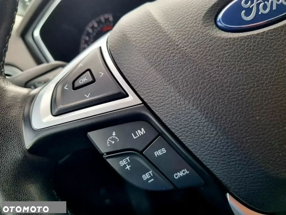 Ford Mondeo SW - 16