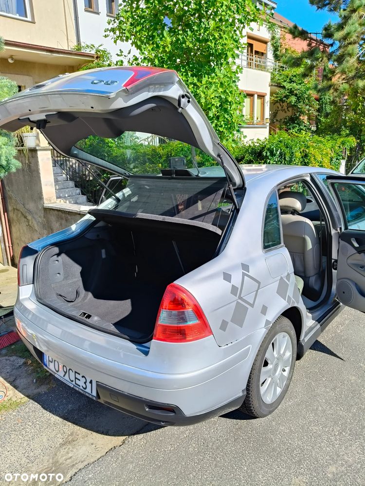 Citroën C5 2.0 HDi Exclusive - 19