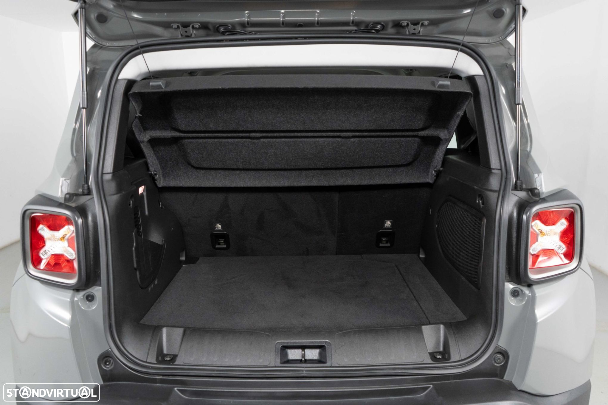 Jeep Renegade 1.3 TG 4Xe Limited - 12
