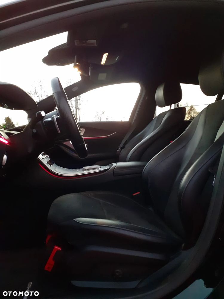 Mercedes-Benz Klasa E 220 d 4-Matic AMG - 23